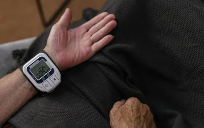 A csendes rizikófaktorok: A magas vérnyomás és a szívritmuszavarok korai felismerése